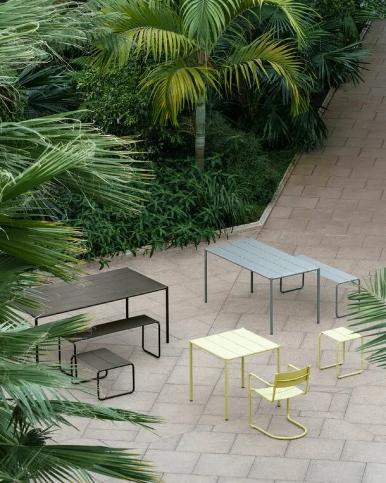 Nine Sine dining table, 189 x 94,5 cm, dark green