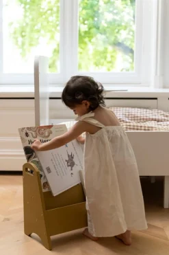 Nofred Book holder, oak