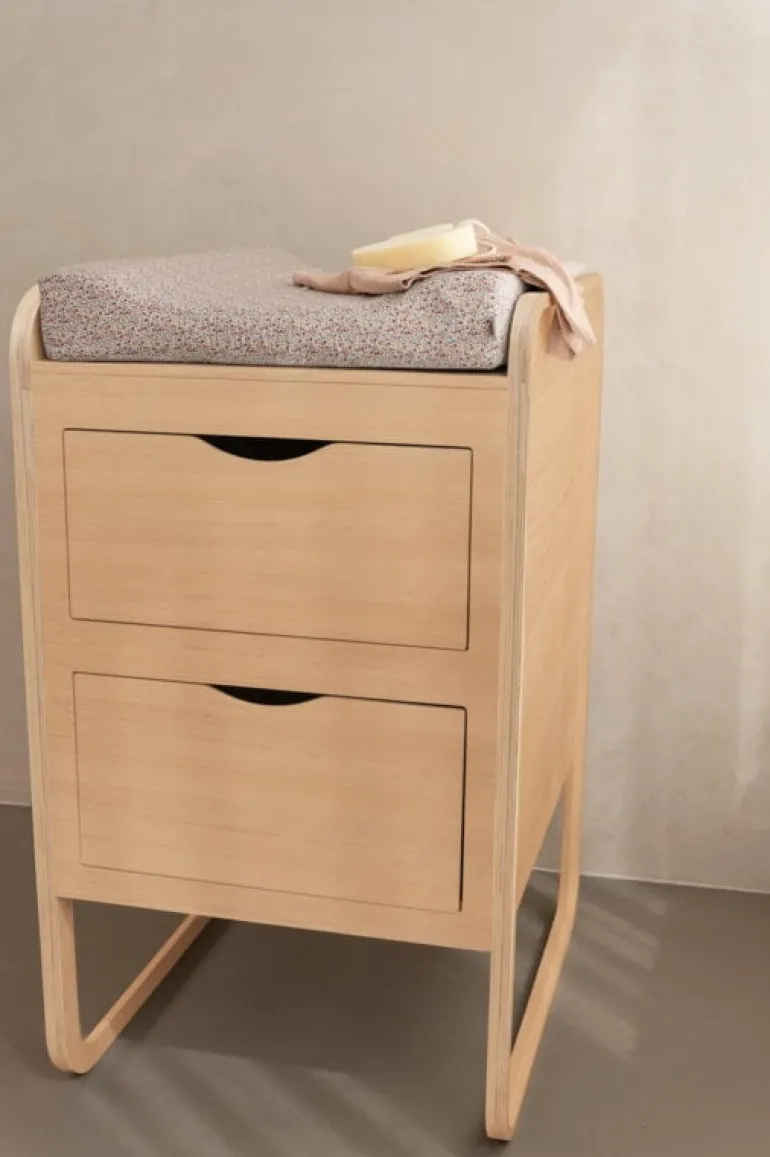 Nofred Form changing table, oak