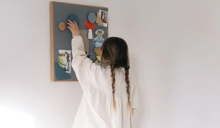 Nofred Noticeboard, blue