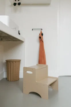 Nofred Step Up step ladder, beige