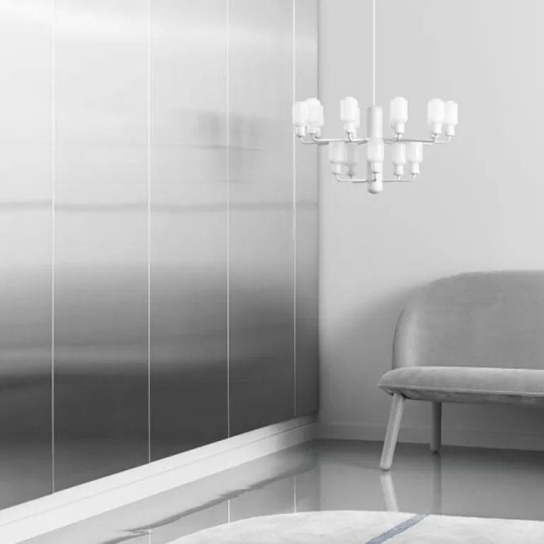 Normann Copenhagen Amp chandelier, small, gold - green