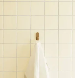 Normann Copenhagen Curve mini hook, 2 pcs, matt gold