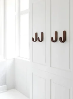 Normann Copenhagen Curve hook, walnut