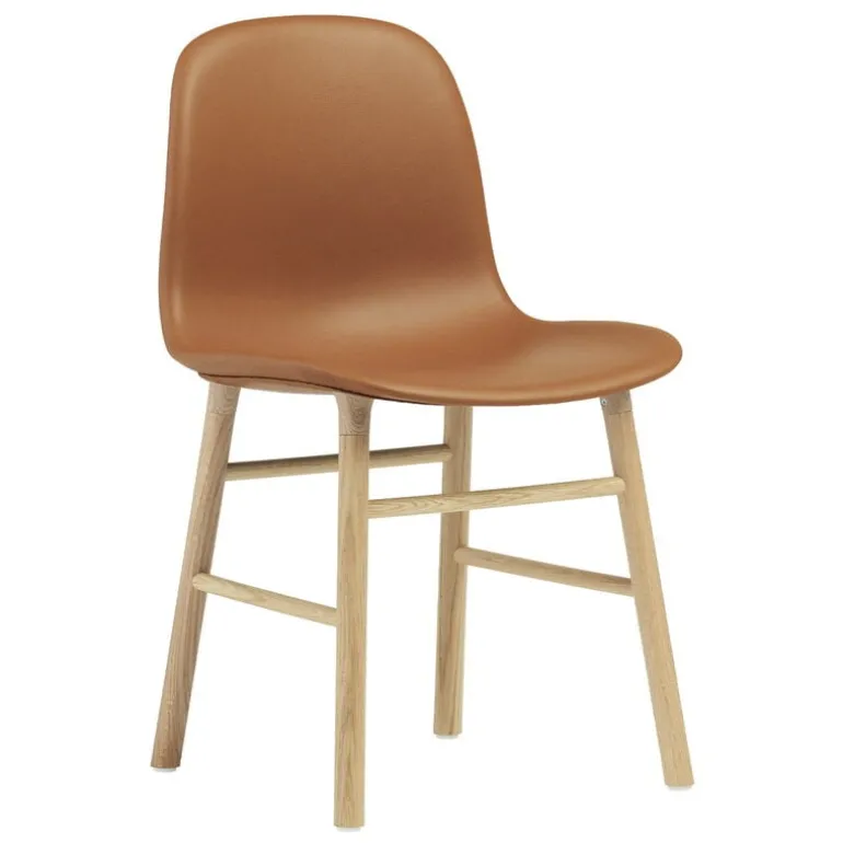 Normann Copenhagen Form chair, oak - brandy leather Ultra