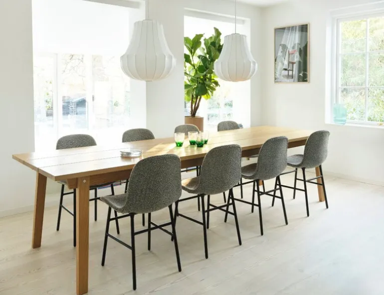 Normann Copenhagen Form chair, black steel - Synergy 16