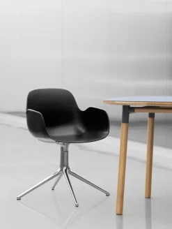 Normann Copenhagen Form Swivel 4L armchair, aluminium - black leather Ultra
