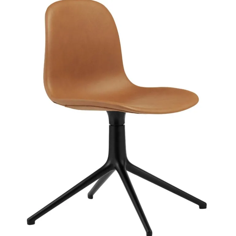 Normann Copenhagen Form Swivel 4L chair, black - brandy leather Ultra