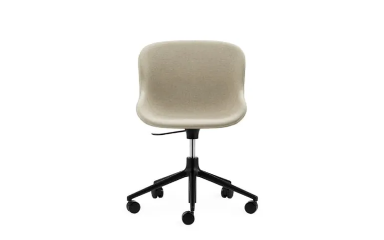 Normann Copenhagen Hyg chair with 5 wheels, swivel, black - Main Line Flax 20