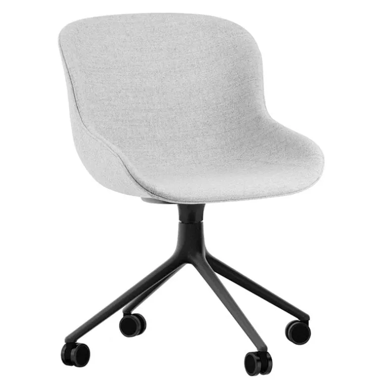 Normann Copenhagen Hyg chair with 4 wheels, swivel, black - Synergy 16