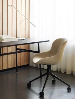 Normann Copenhagen Hyg chair with 4 wheels, swivel, black - Main Line Flax 20