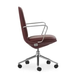 Normann Copenhagen Off chair with 5 wheels, armrests, alu. - brown leather Ultra