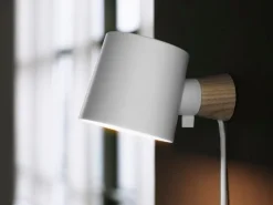 Normann Copenhagen Rise wall lamp, white