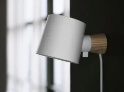 Normann Copenhagen Rise wall lamp, white