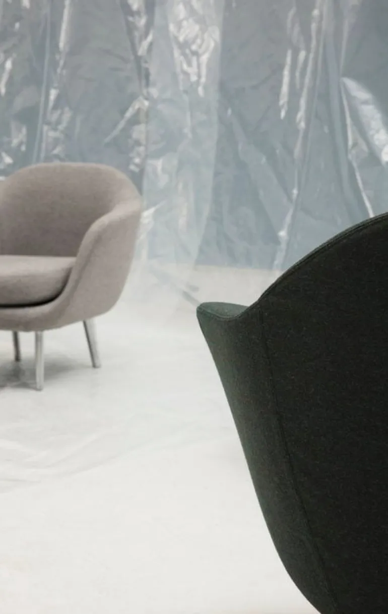 Normann Copenhagen Sum armchair, Synergy - black legs
