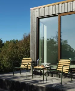 Normann Copenhagen Vig coffee table, 55 x 45 cm, Robinia wood - dark green