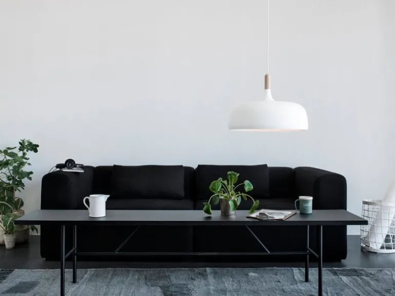 Northern Acorn pendant, white matt