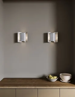 Northern Butterfly wall lamp, aluminium