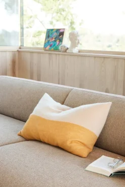 Northern Echo cushion cover, 40 x 60 cm, horizontal yellow