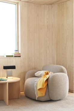 Northern Echo throw, 130 x 170 cm, yellow