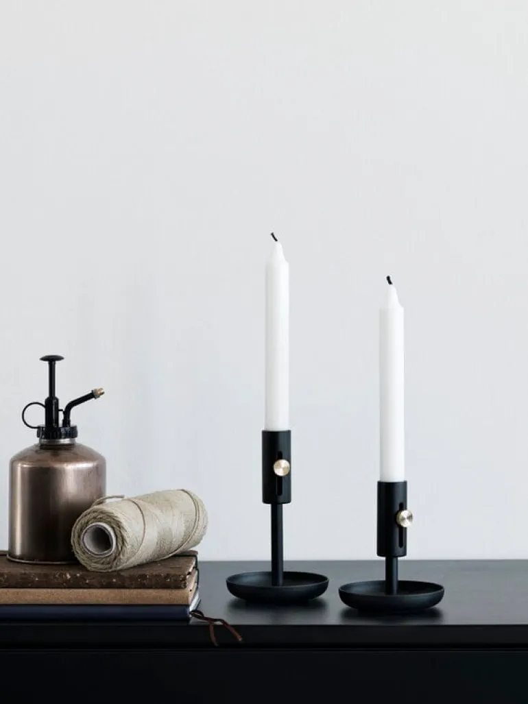 Northern Granny candle holder, 11,5 cm, black