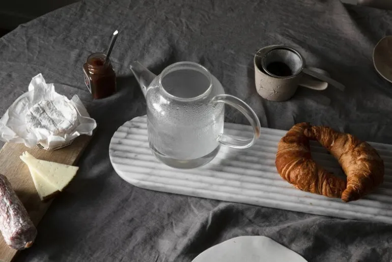 Northern Podium board, 90 cm, mixed white marble