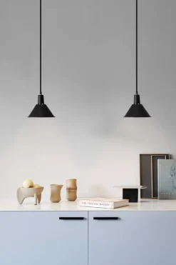 NUAD Arcon pendant, black