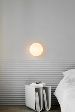 NUAD Opa wall lamp, opal