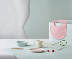 Nuppu Baby tableware, common heather