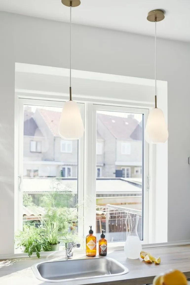 Nuura Anoli 1 pendant, small, opal