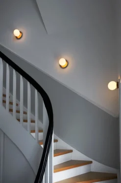 Nuura Liila 1 wall/ceiling lamp, medium, gold - opal