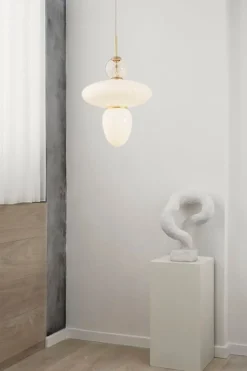 Nuura Rizzatto 43 pendant, brass - opal white