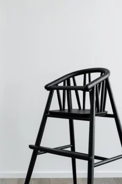 Oaklings Saga high chair, black stained oak