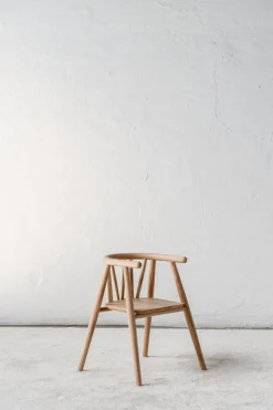 Oaklings Storm kid's chair, oak