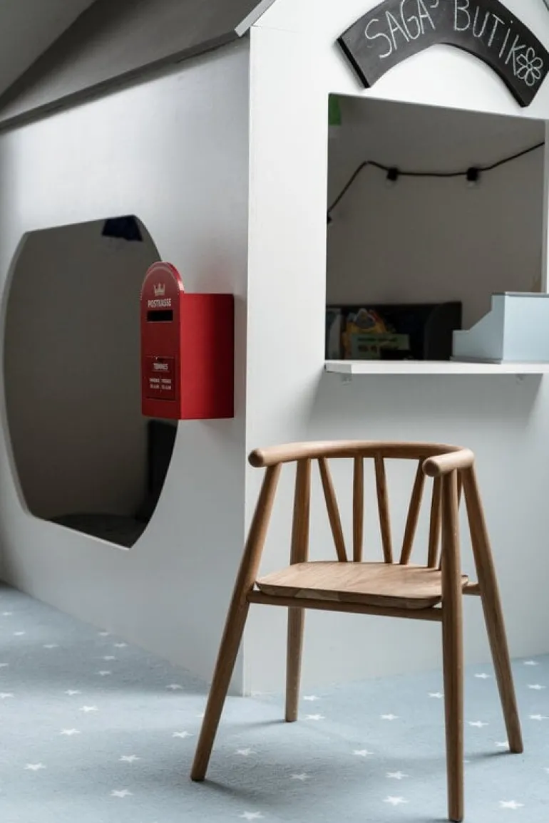 Oaklings Storm kid's chair, oak