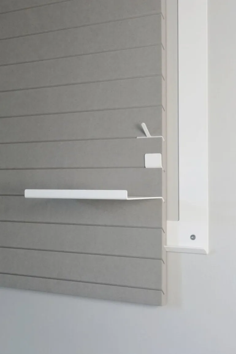 OOJA displays W001 wall display, grey