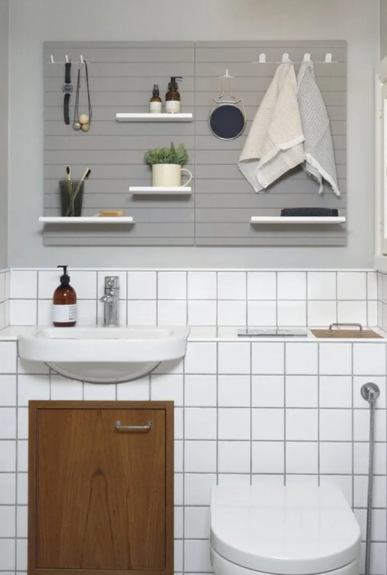 OOJA displays W001 wall display, grey