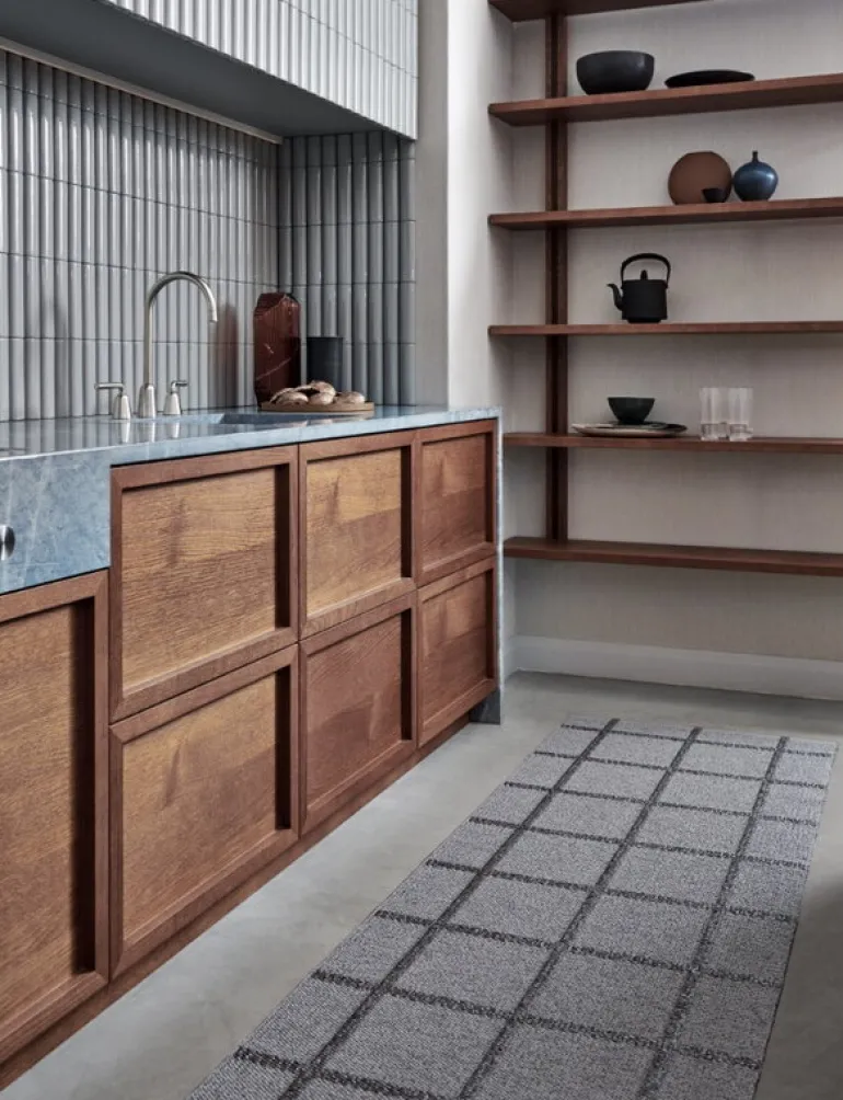 Pappelina Ada rug 70 x 150 cm, grey - granit metallic