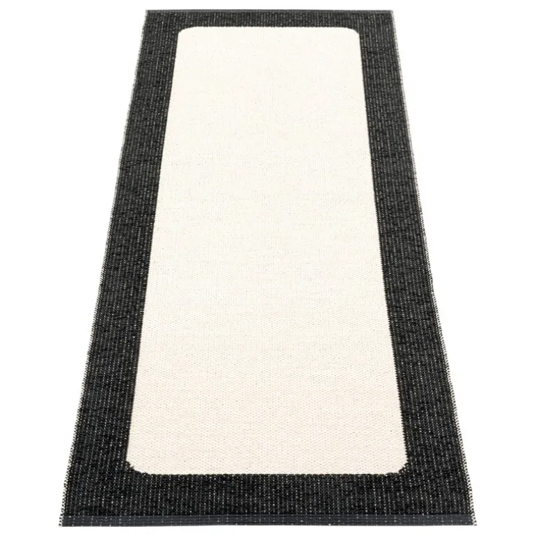 Pappelina Ilda rug, 70 x 180 cm, black - vanilla