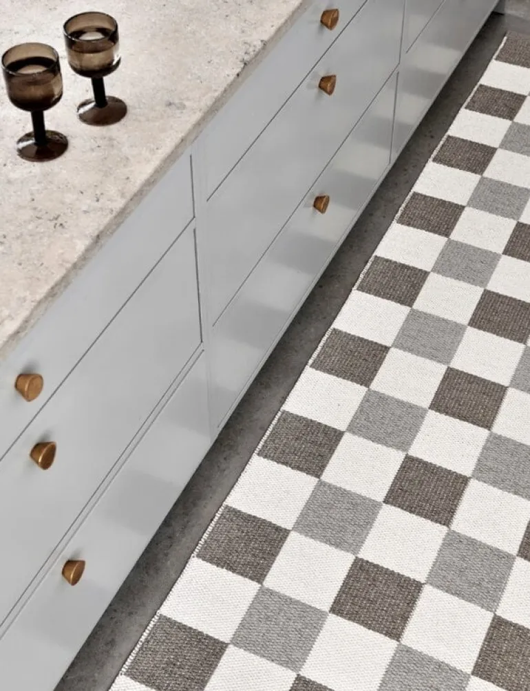 Pappelina Pix rug, 70 x 160 cm, dark linen - vanilla - linen