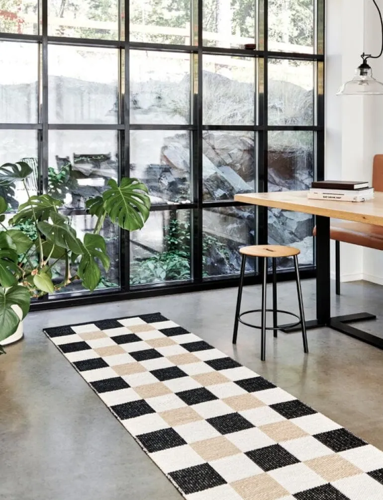 Pappelina Pix rug, 70 x 160 cm, black - vanilla - beige