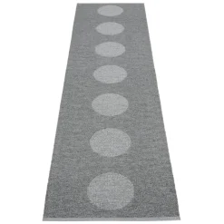 Pappelina Vera 2.0 rug, 70 x 280 cm, grey - granit metallic