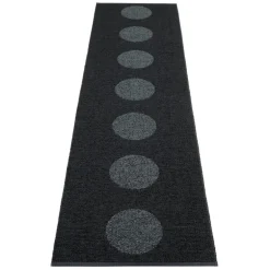 Pappelina Vera 2.0 rug, 70 x 280 cm, black - black metallic