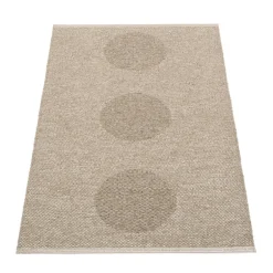 Pappelina Vera 2.0 rug, 70 x 120 cm, dark linen - linen metallic