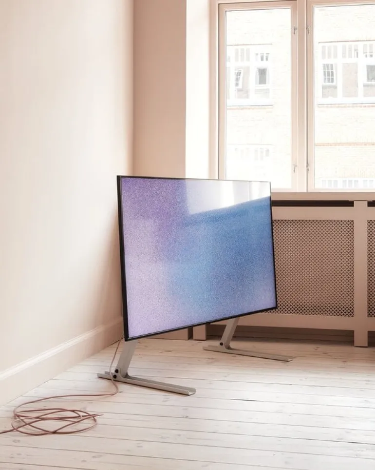 Pedestal Bendy Low TV stand, mushroom