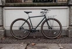 Pelago Bicycles Commuter Front Rack, L, polished aluminium