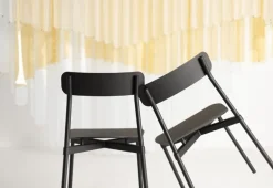 Petite Friture Fromme chair, black