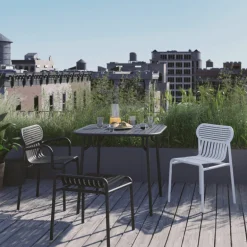 Petite Friture Week-end lounge chair, black