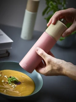 Peugeot Boreal pepper mill, 21 cm, hazel