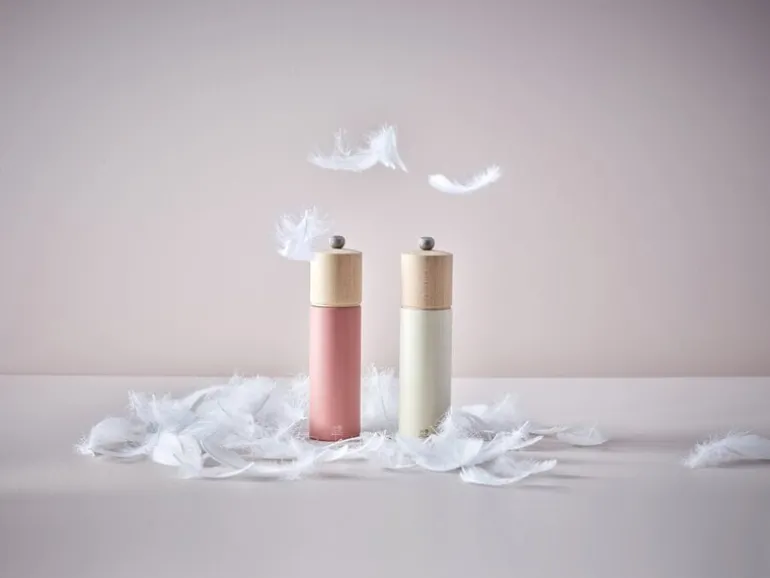 Peugeot Boreal salt mill, 21 cm, feather white